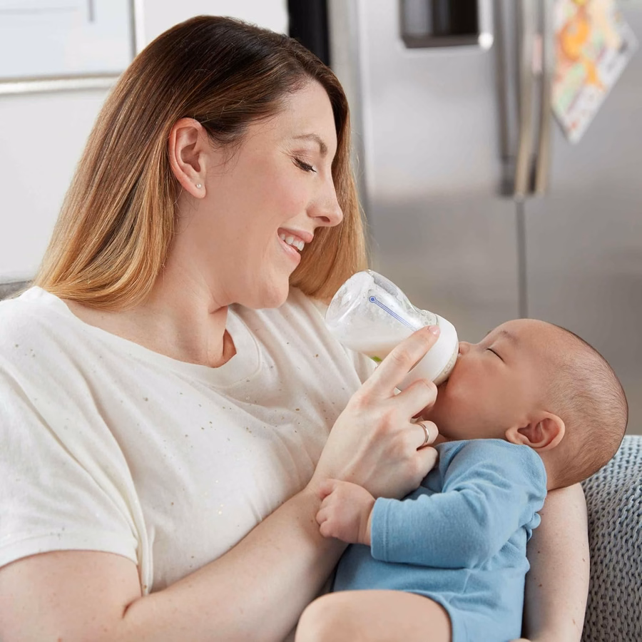 NUK Simply Natural Giftset with SafeTemp and Anti-Colic Vent Bottles for Natural Feeding, Includes 9 Pieces : Baby